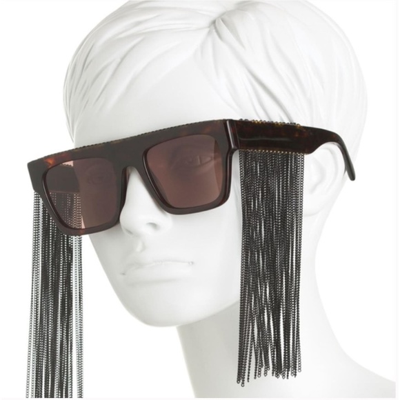Stella McCartney Falabella black Sunglasses with Gold Chain Fringe Pre-loved Fringe Falabella - £225 main image 4